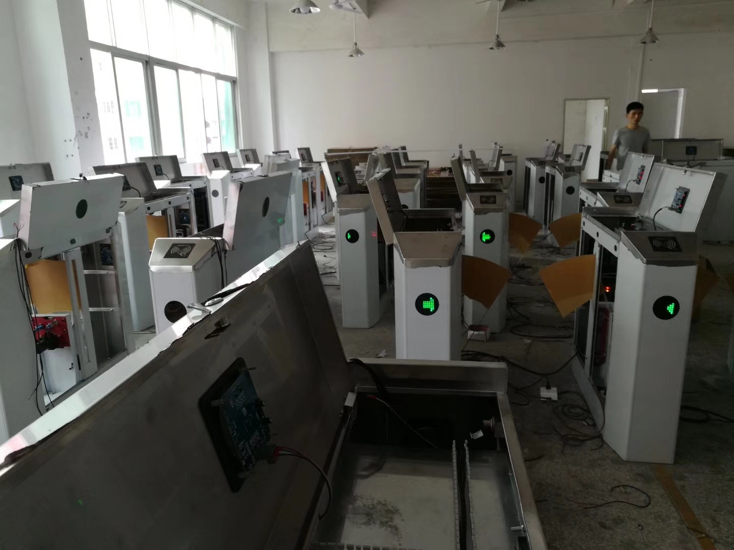 賀我公司駕考系統(tǒng)管理閘機(jī)進(jìn)駐云南省各個(gè)駕校考場(chǎng)