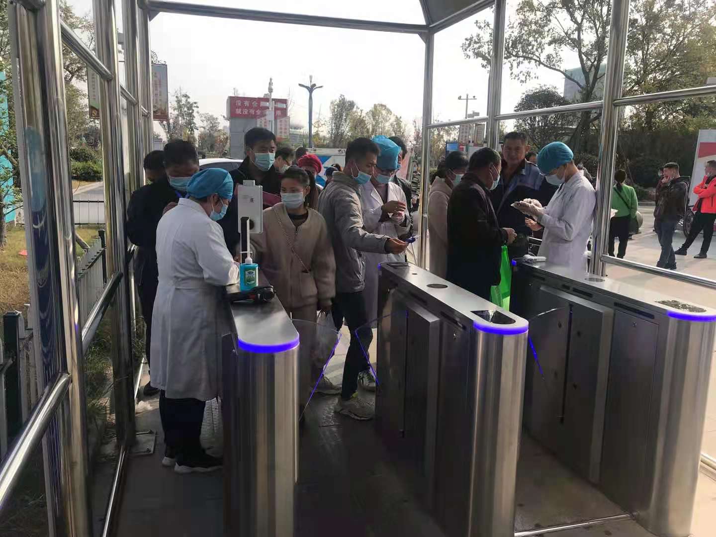 宿州市立醫(yī)院、泗縣人民醫(yī)院健康碼閘機(jī)應(yīng)用案例